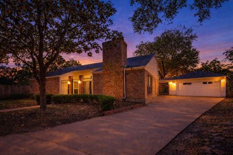 Photo of 12319 Ella Lee Lane, Houston, TX 77077 (MLS # 36890712)