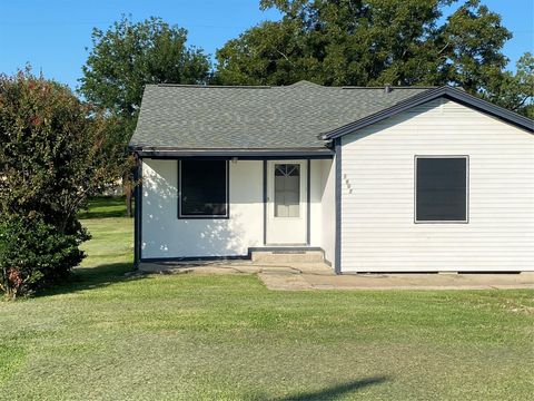 Photo of 1802 N Avenue Q, Freeport, TX 77541 (MLS # 36264158) Photo of 1802 N Avenue Q, Freeport, TX 77541 (MLS # 36264158)
