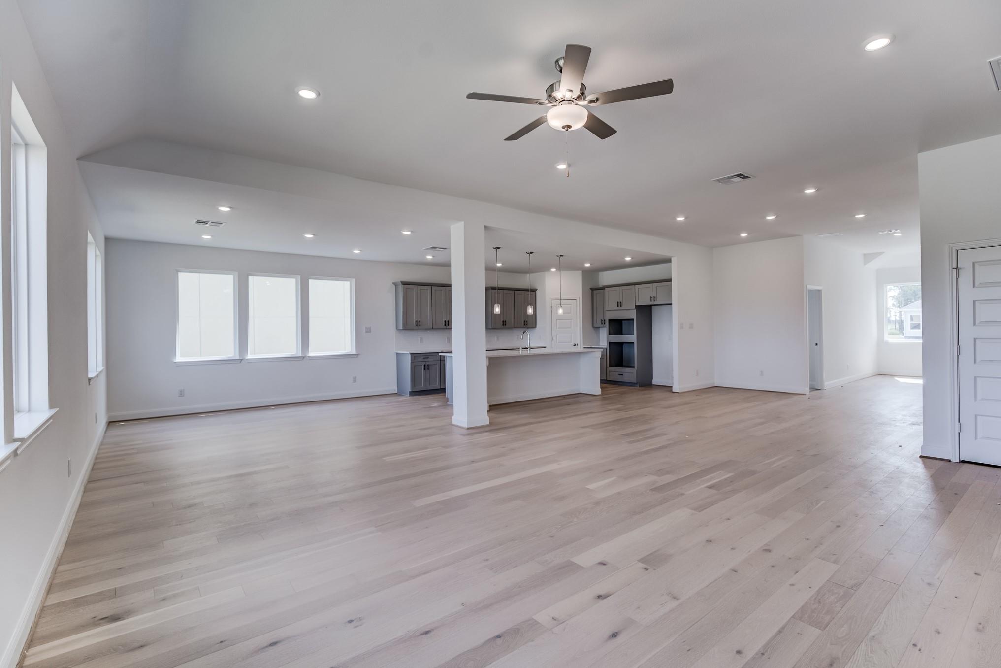 20638 Dynamic Court