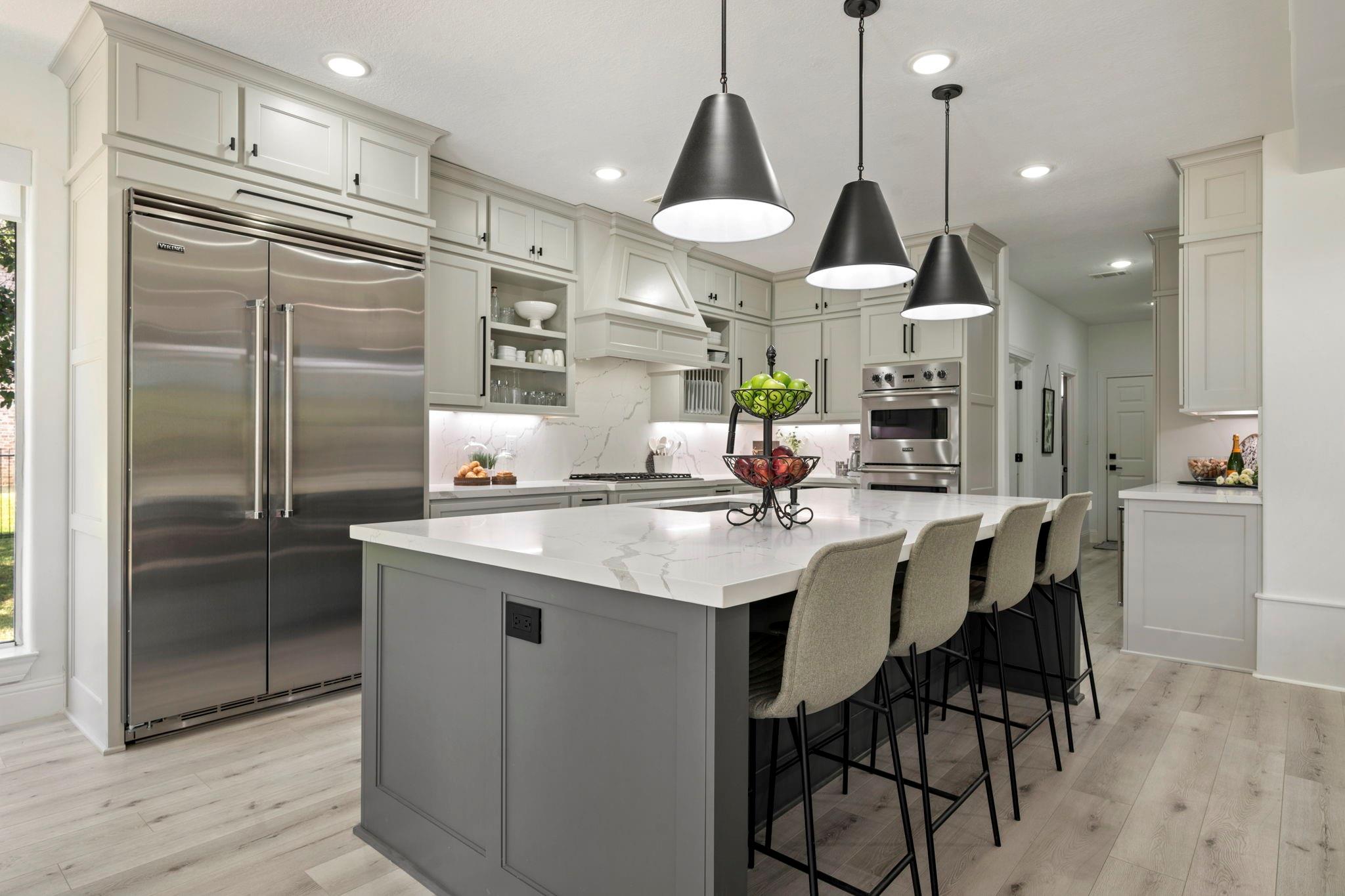 9822 Crestwater Circle