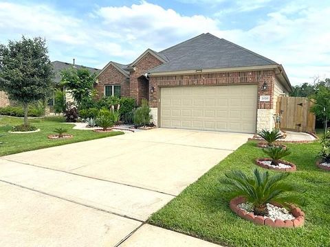 Photo of 2020 Cedar Tree Court, Conroe, TX 77301 (MLS # 25089602)