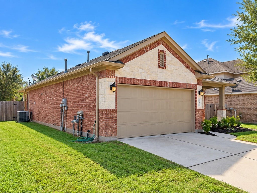Photo of 22515 Stillwater Canyon Lane, Porter, TX 77365 (MLS # 94387900)