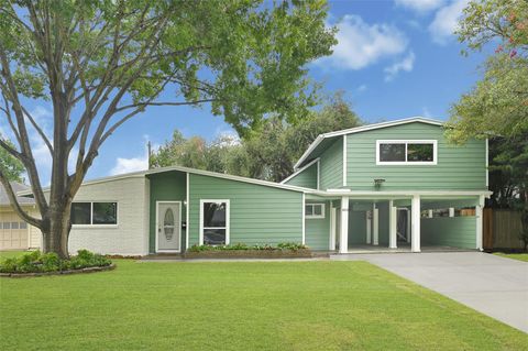 Photo of 4713 Kinglet Street, Houston, TX 77035 (MLS # 67473454)