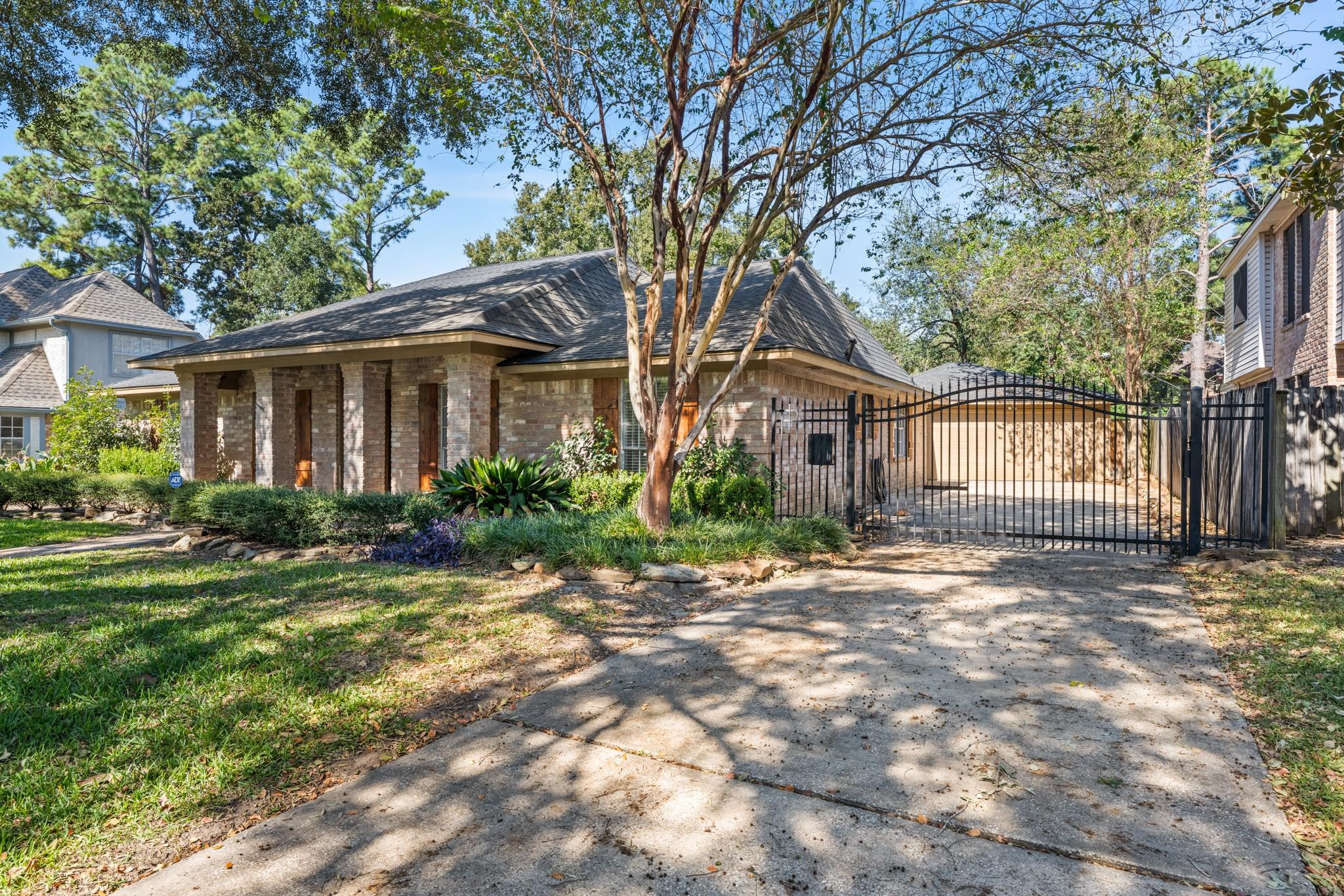 514 Pine Walk Trail