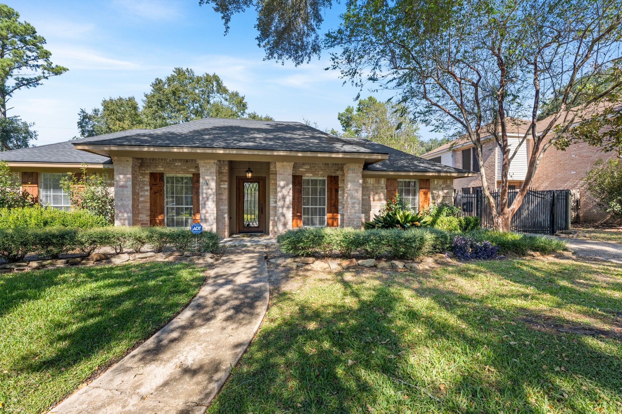 514 Pine Walk Trail
