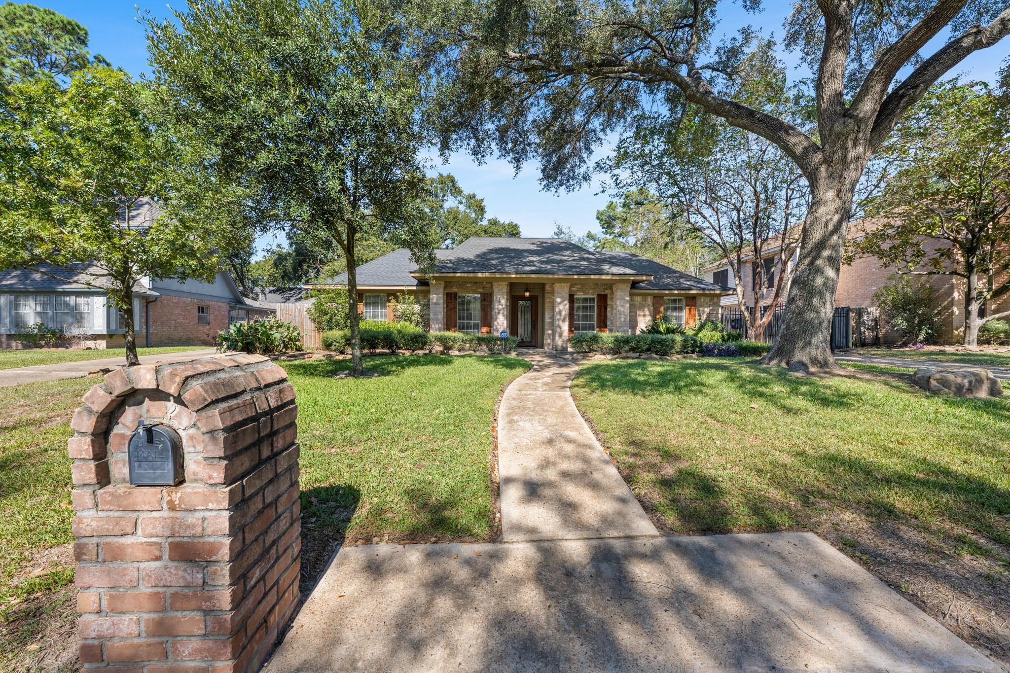 514 Pine Walk Trail