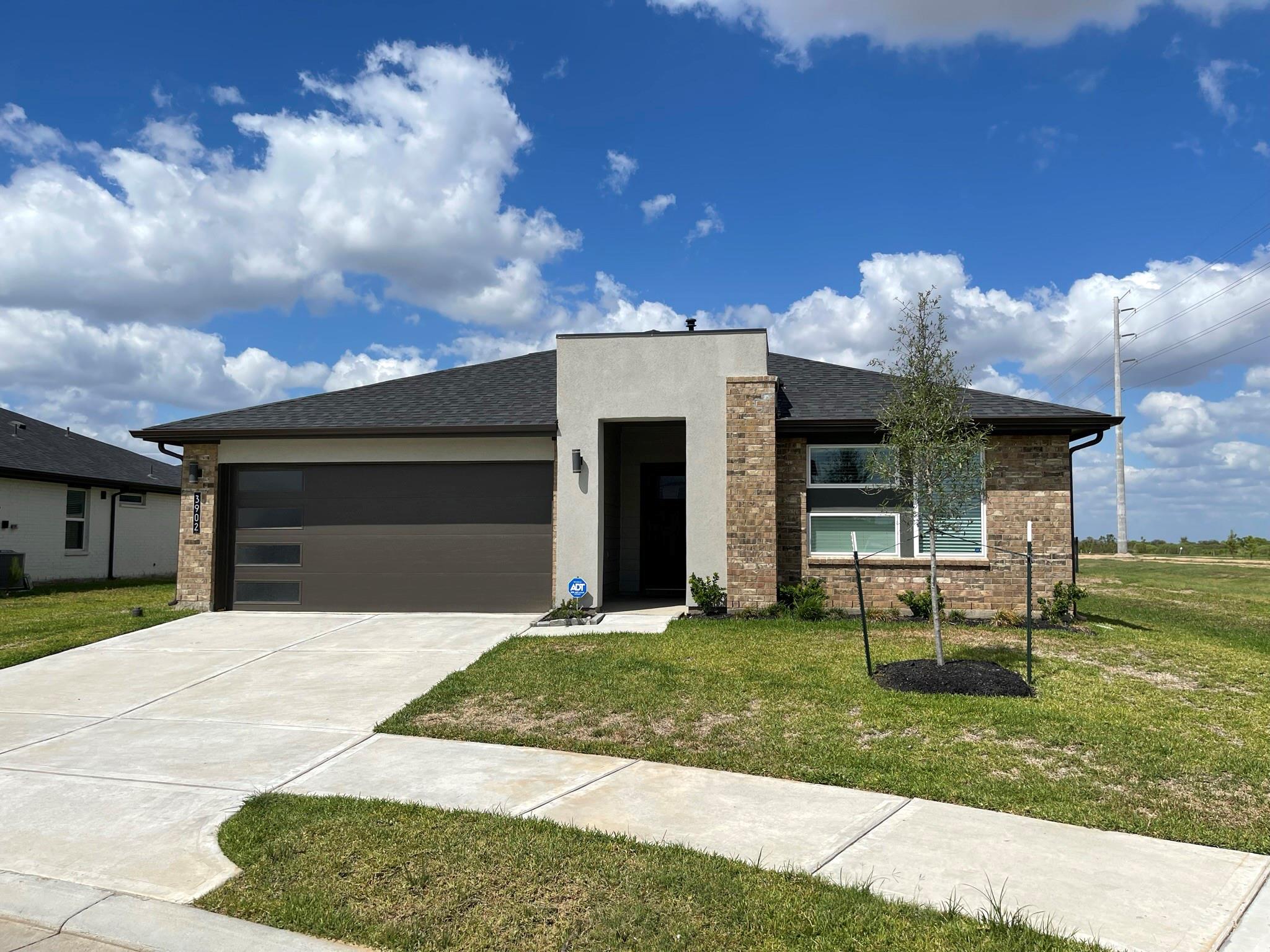 3902 Itzle Island Court