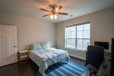 Tiny photo for 3009 Bell Street #B, Houston, TX 77003 (MLS # 14724107)