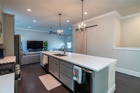 Tiny photo for 3009 Bell Street #B, Houston, TX 77003 (MLS # 14724107)