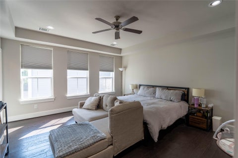 Tiny photo for 3009 Bell Street #B, Houston, TX 77003 (MLS # 14724107)