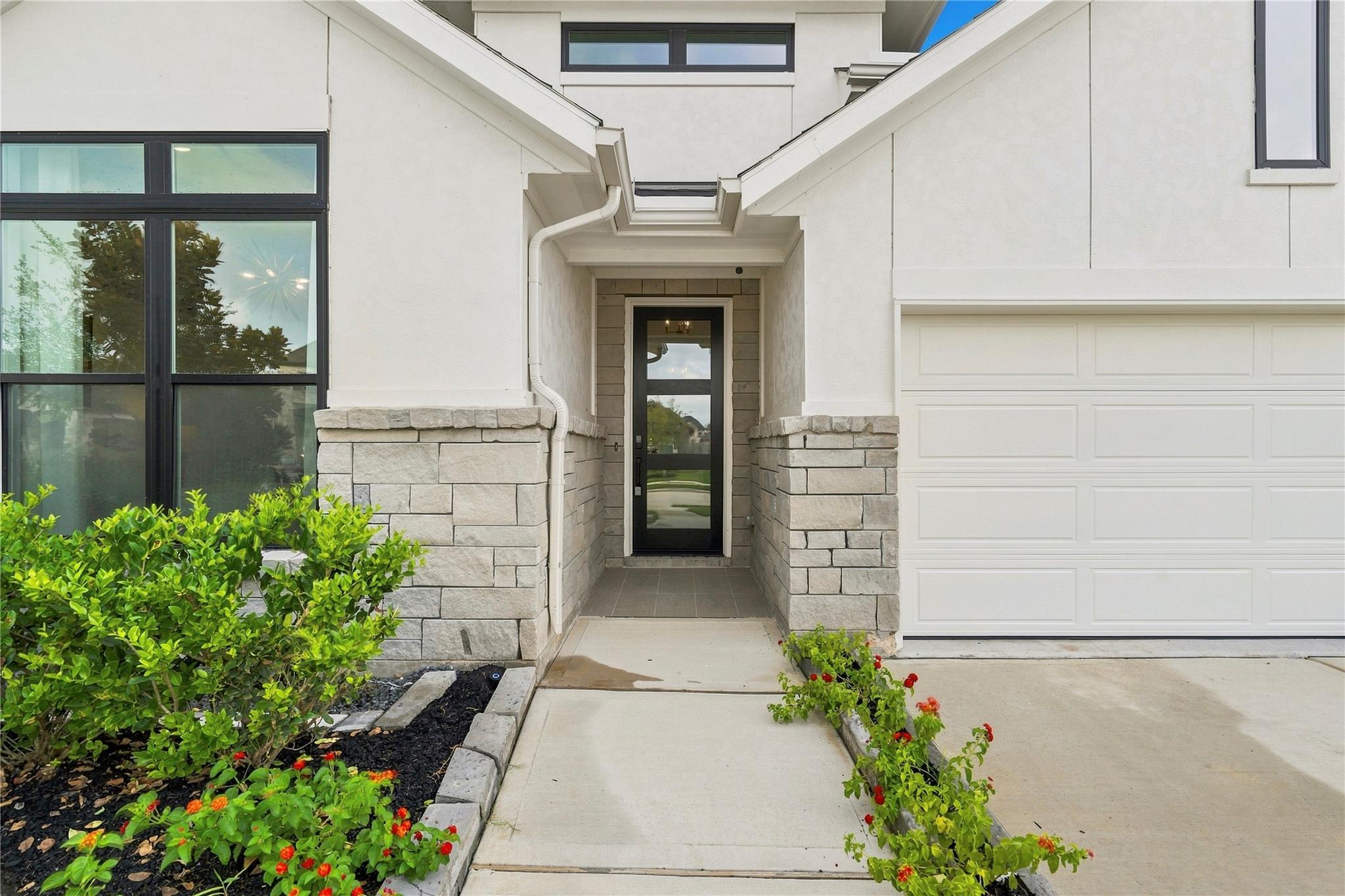 8618 Gleaming Village Way