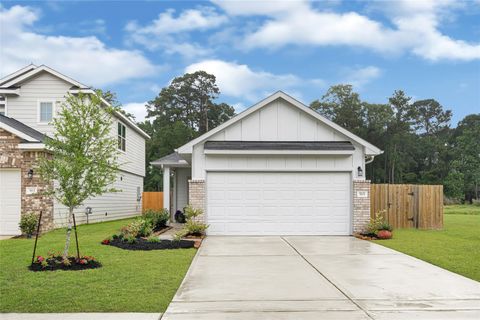 Photo of 515 Emerald Thicket Lane, Houston, TX 77336 (MLS # 97773261)