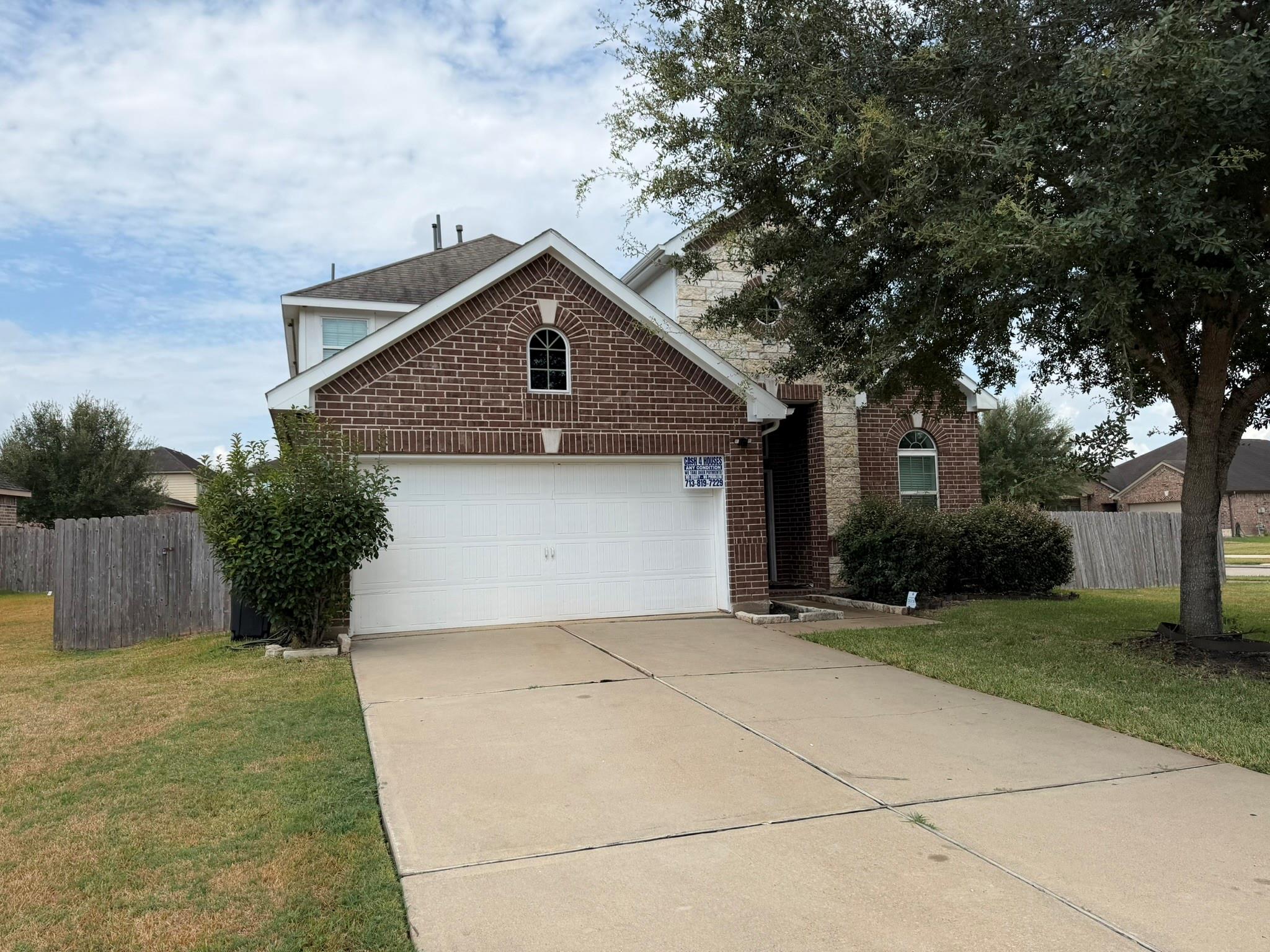 5902 Carnaby Lane