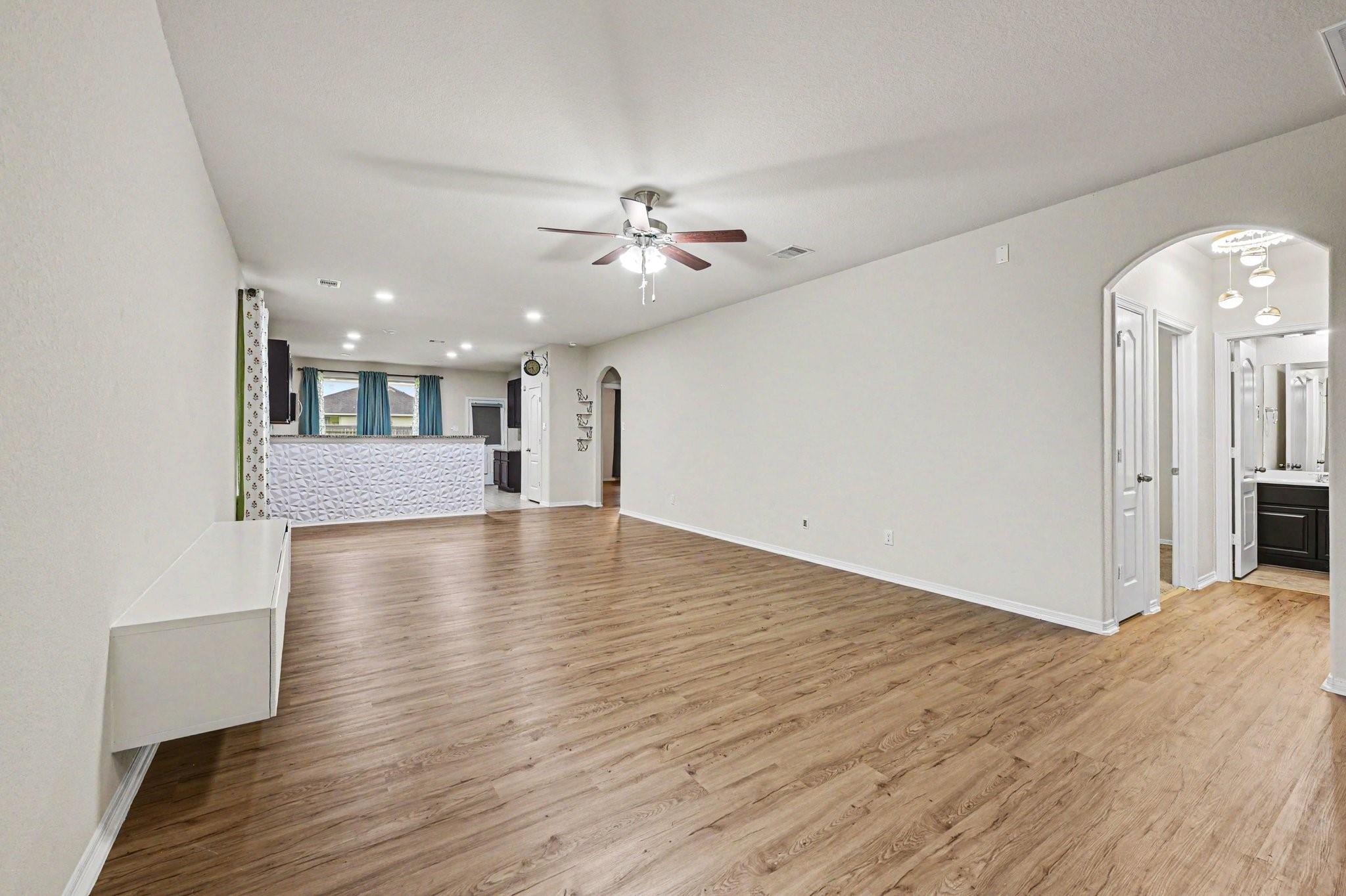 2430 Gaspee Point