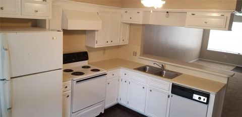 Photo of 1715 Hazelwood Street, Conroe, TX 77301 (MLS # 57955329)