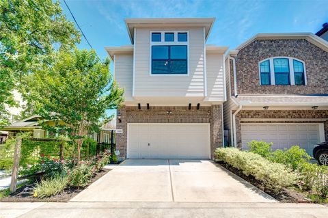 Photo of 1208 Peden Street, Houston, TX 77006 (MLS # 24326417)