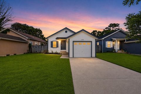 Photo of 11722 Greenglen Drive, Houston, TX 77044 (MLS # 70869685)