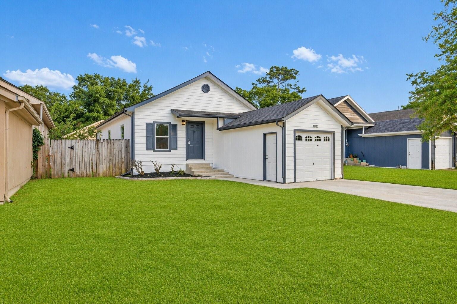 11722 Greenglen Drive