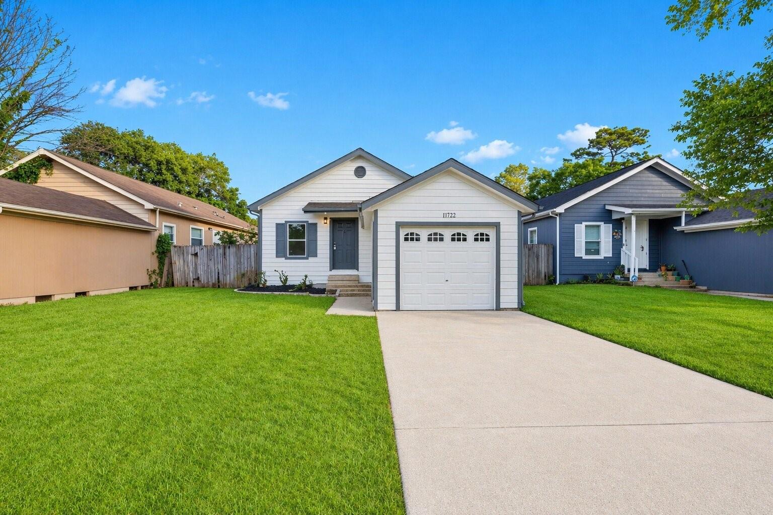 11722 Greenglen Drive