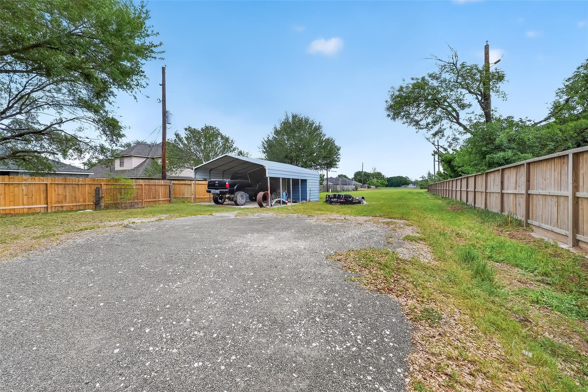 2719 Richmond Street
