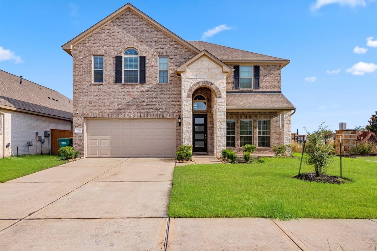 1702 Darwin Cedar Drive