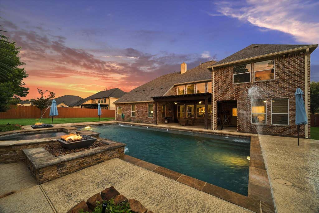 Photo of 24935 Waterstone Estates Circle W, Tomball, TX 77375 (MLS # 84135579)