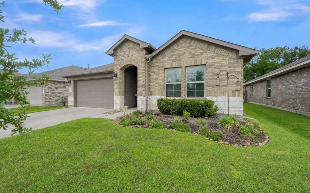 Photo of 2290 Strong Horse Drive, Conroe, TX 77301 (MLS # 39732913)