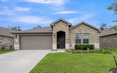 Photo of 2290 Strong Horse Drive, Conroe, TX 77301 (MLS # 39732913)