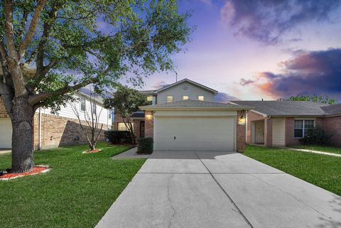 Photo of 17006 Kemble Creek Drive, Houston, TX 77084 (MLS # 3018956)