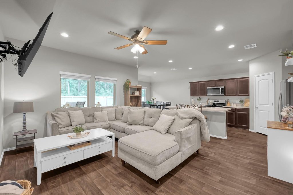 Photo of 20874 Olive Leaf Street, New Caney, TX 77357 (MLS # 67916404)