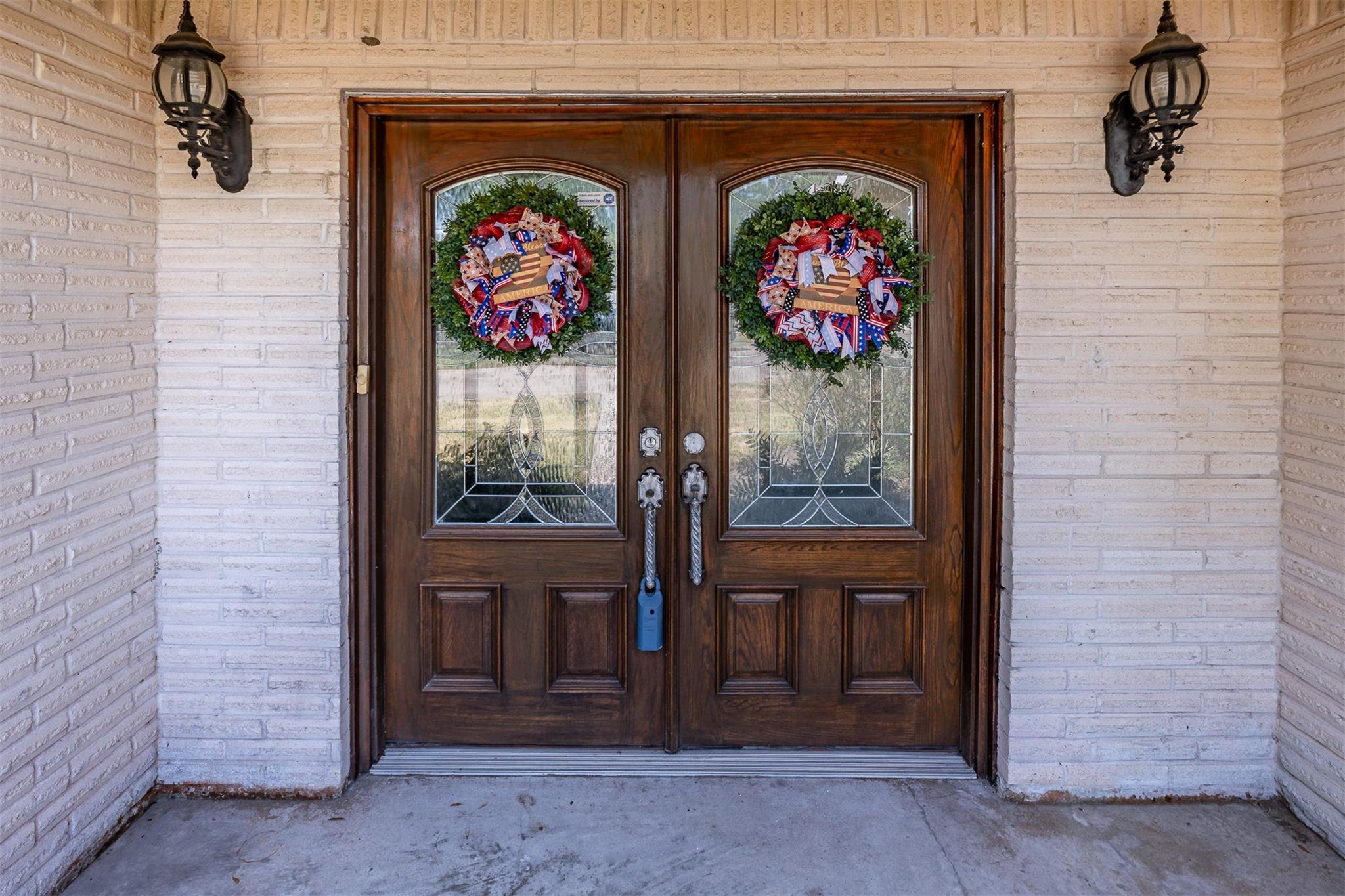 803 Sharon Lane