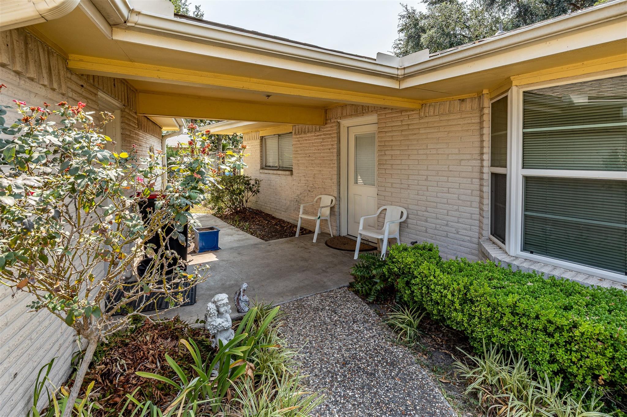 803 Sharon Lane
