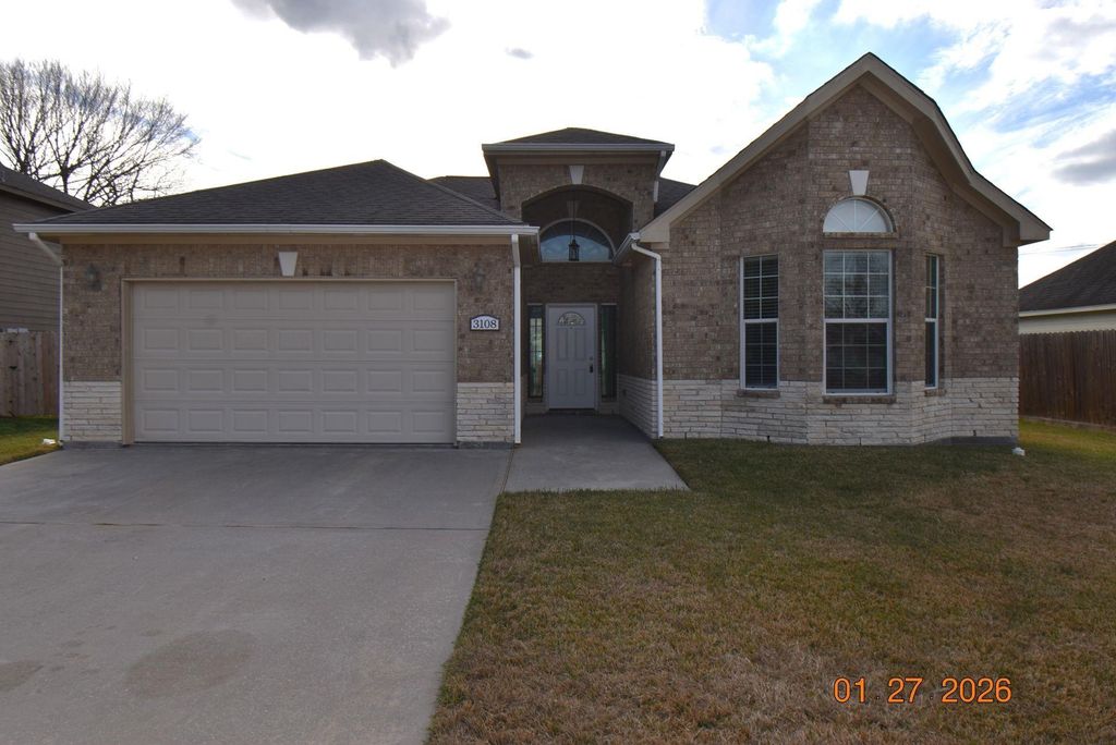 Photo of 3108 Avenue D, Dickinson, TX 77539 (MLS # 11285480)