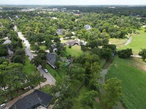Tiny photo for 514 S Shadowbend Avenue, Friendswood, TX 77546 (MLS # 79034345)