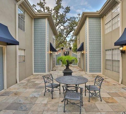 Tiny photo for 1903 Portsmouth Street #27, Houston, TX 77098 (MLS # 60880389)