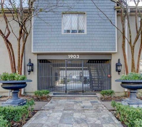 Photo of 1903 Portsmouth Street #27, Houston, TX 77098 (MLS # 60880389)