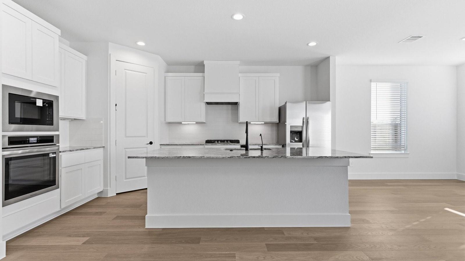 3248 Woodrose Orchard