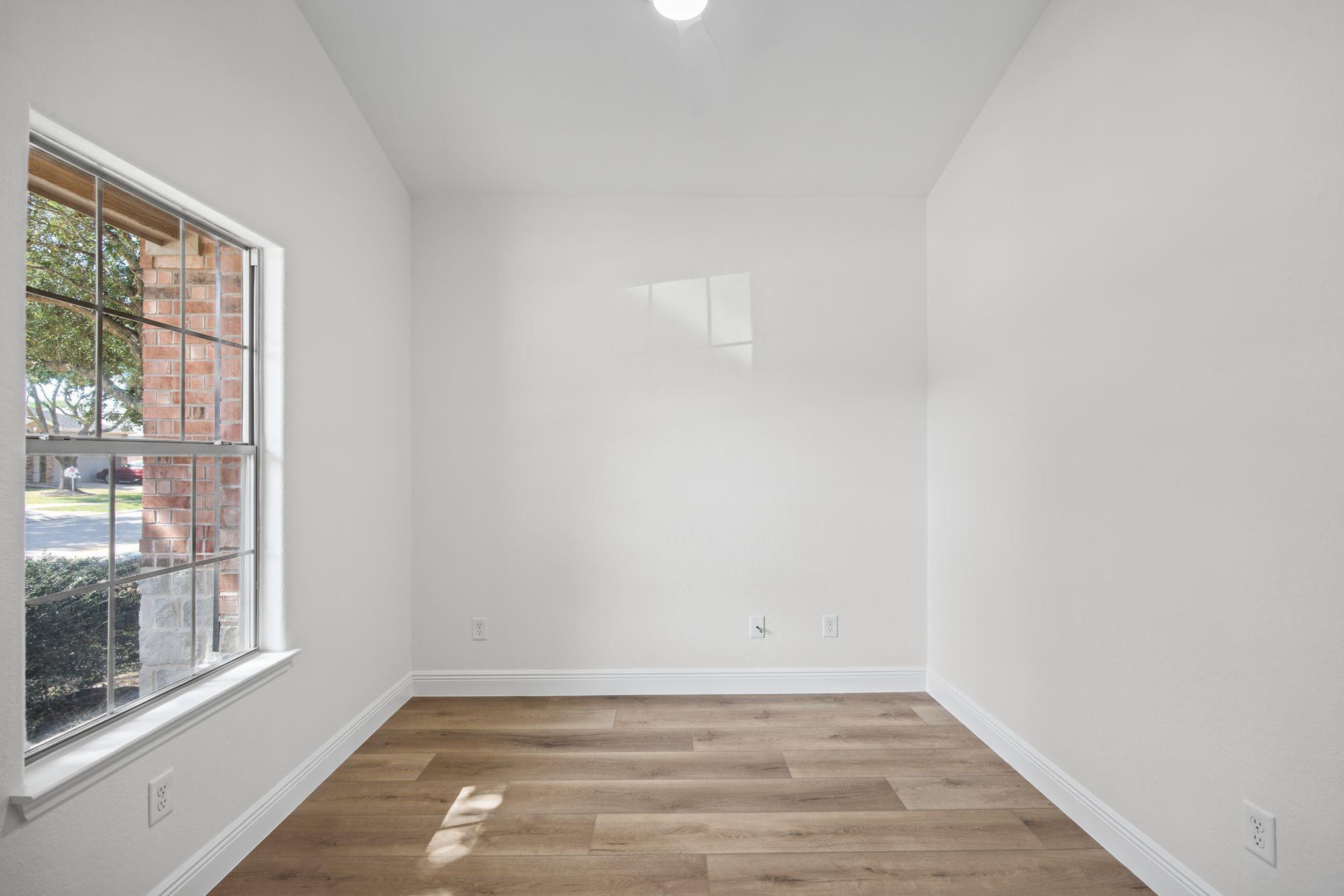 23718 N Newport Bend