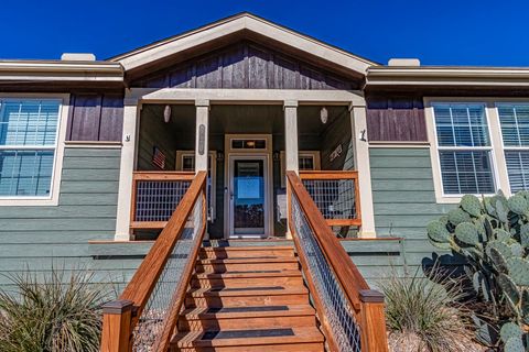 Photo of 120 Mary Drive, Huntsville, TX 77320 (MLS # 35221624)