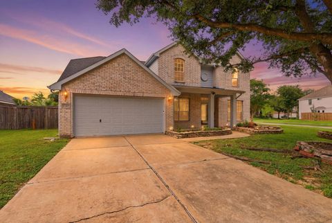 Photo of 15902 Emerald Briar Lane, Houston, TX 77084 (MLS # 33613850)