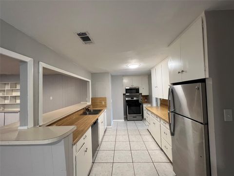 Photo of 3409 Bacon Street, Houston, TX 77021 (MLS # 31064924)