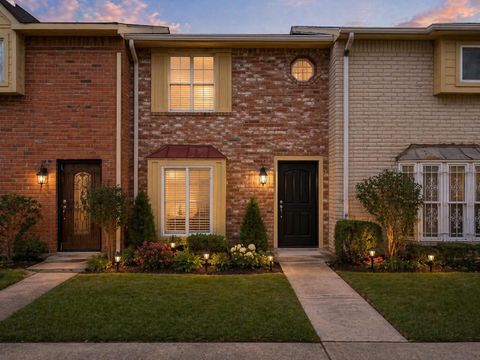 Photo of 15372 Chipman Lane #5372, Houston, TX 77060 (MLS # 97579923)