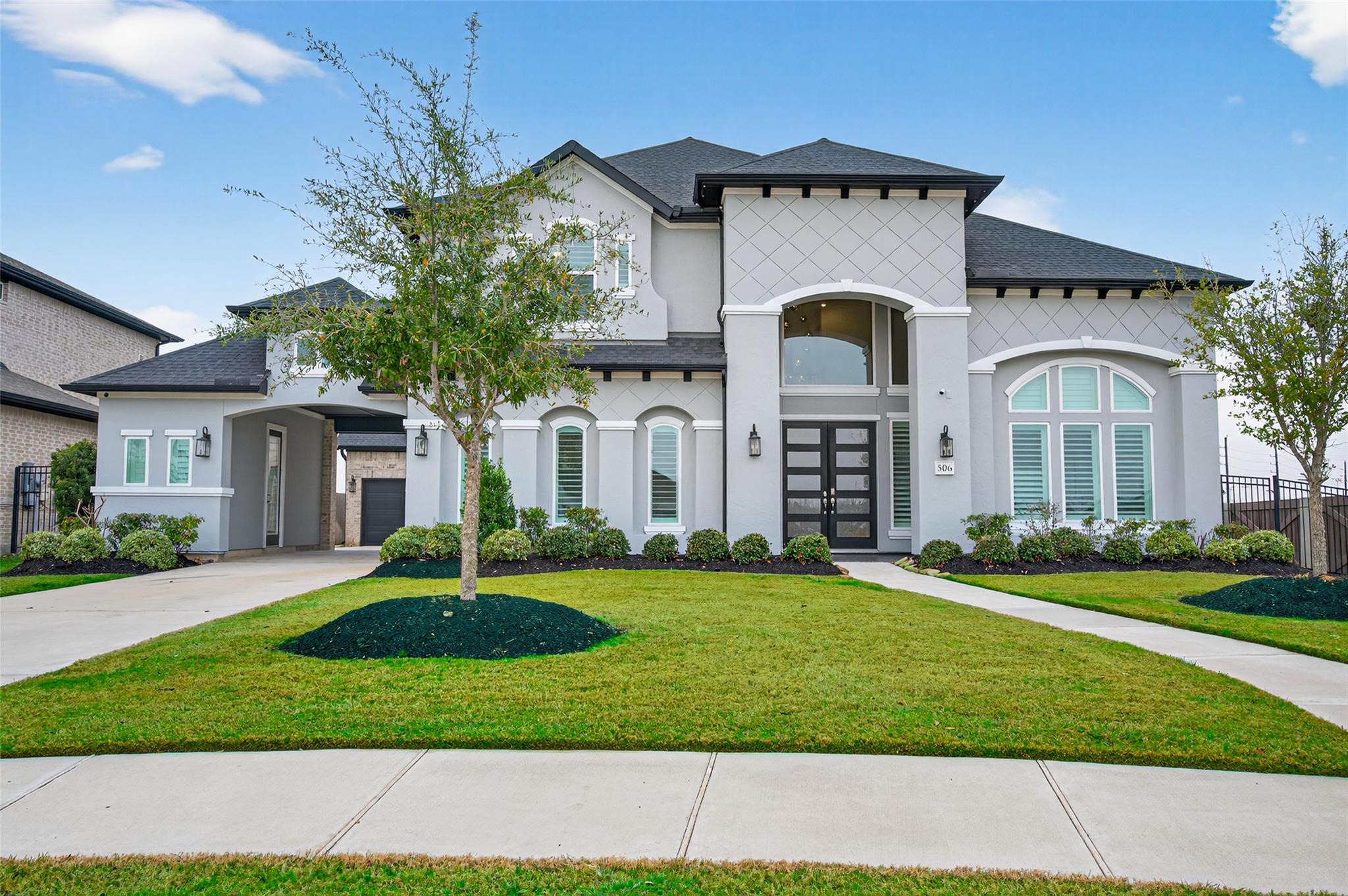 506 Vineyard Hollow Court