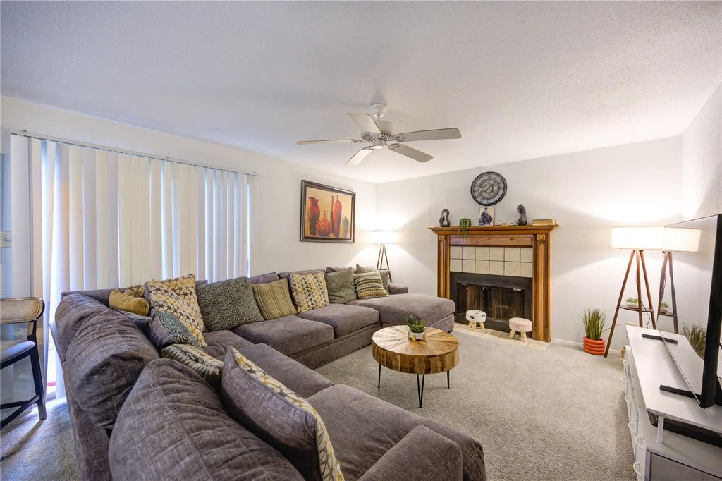 Photo of 14911 Wunderlich Drive #413, Houston, TX 77069 (MLS # 9888032)