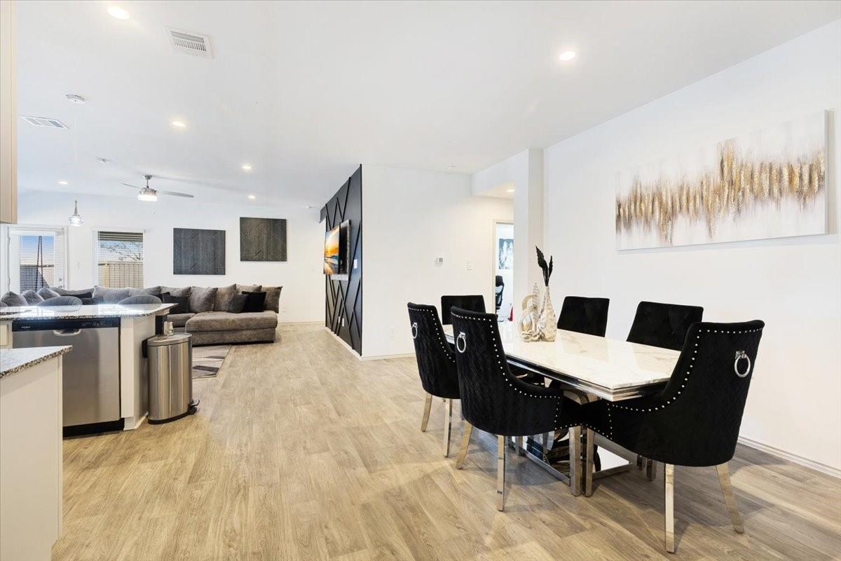 9714 Wall Street