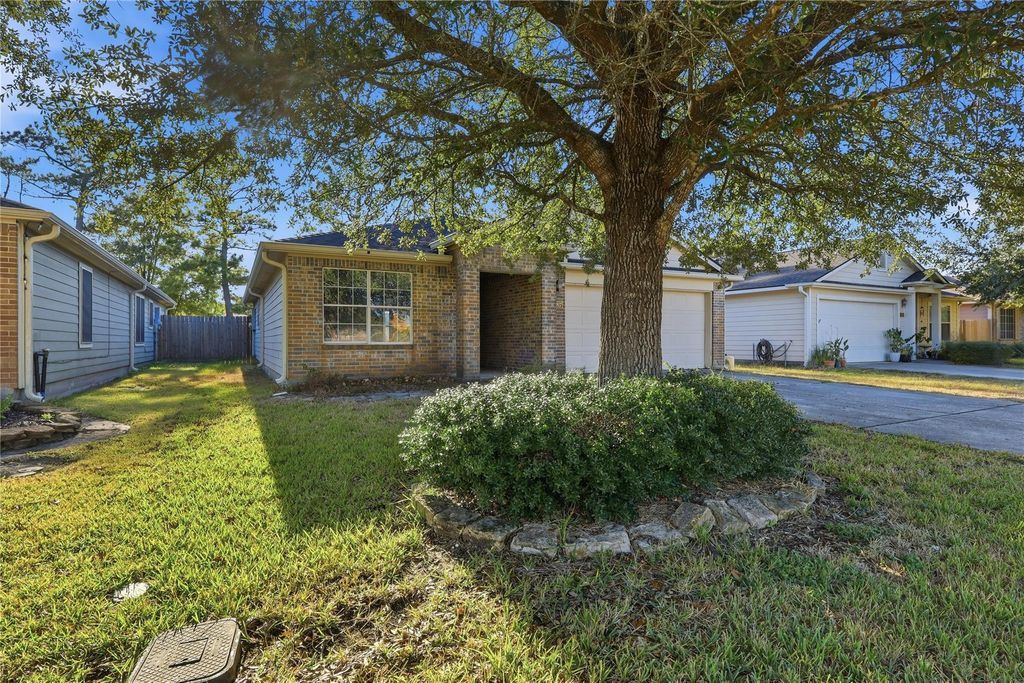 Photo of 28807 Trinity River Drive, Spring, TX 77386 (MLS # 4017036)