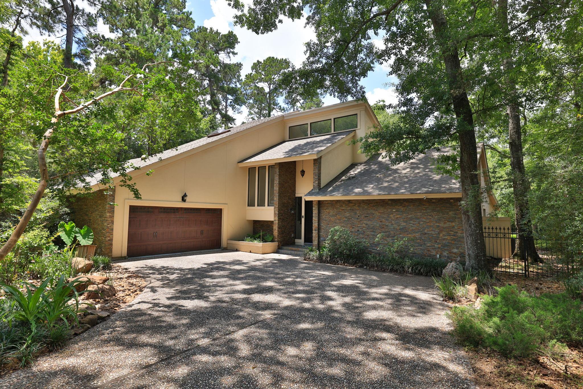 44 Indian Clover Drive