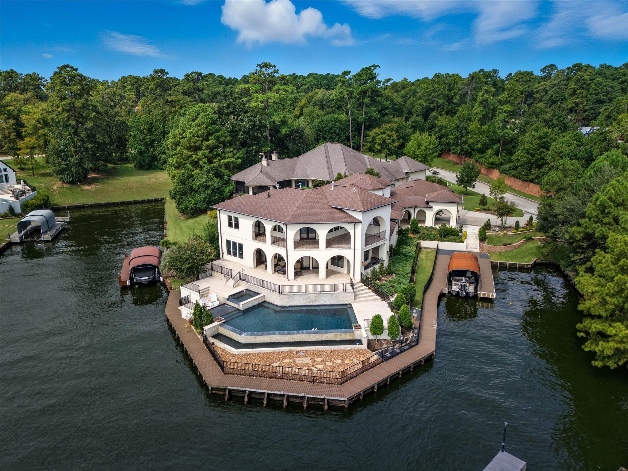 186 Bentwater Bay Drive