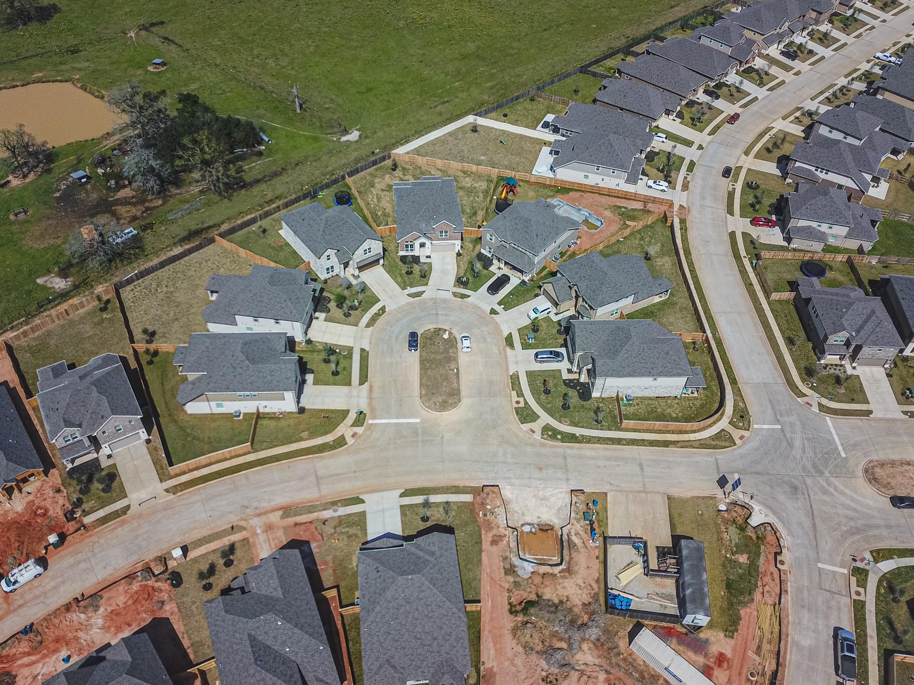 2016 Woodland Park Court