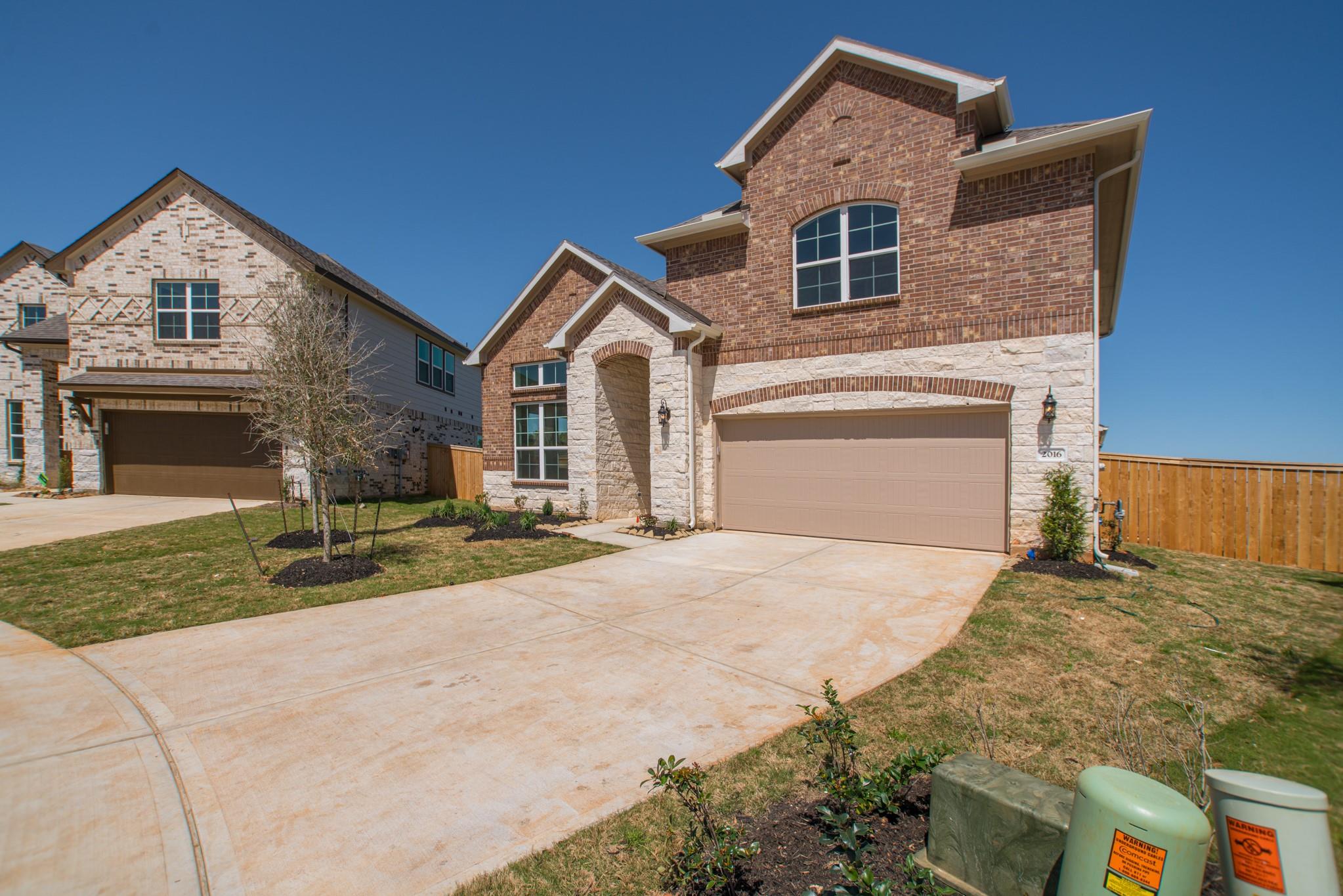 2016 Woodland Park Court